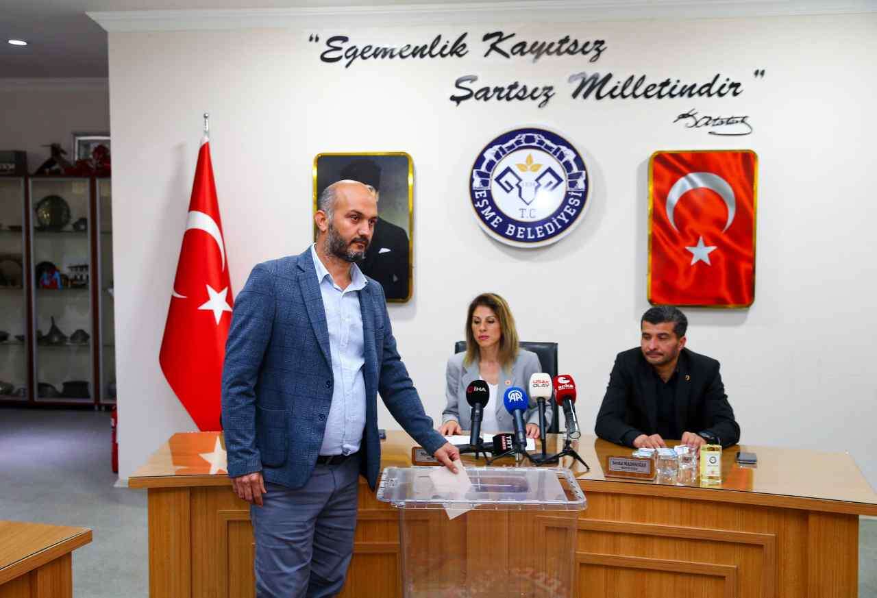 Eşme Belediye Başkan Vekilliğine Zeki Işık Seçildi 5